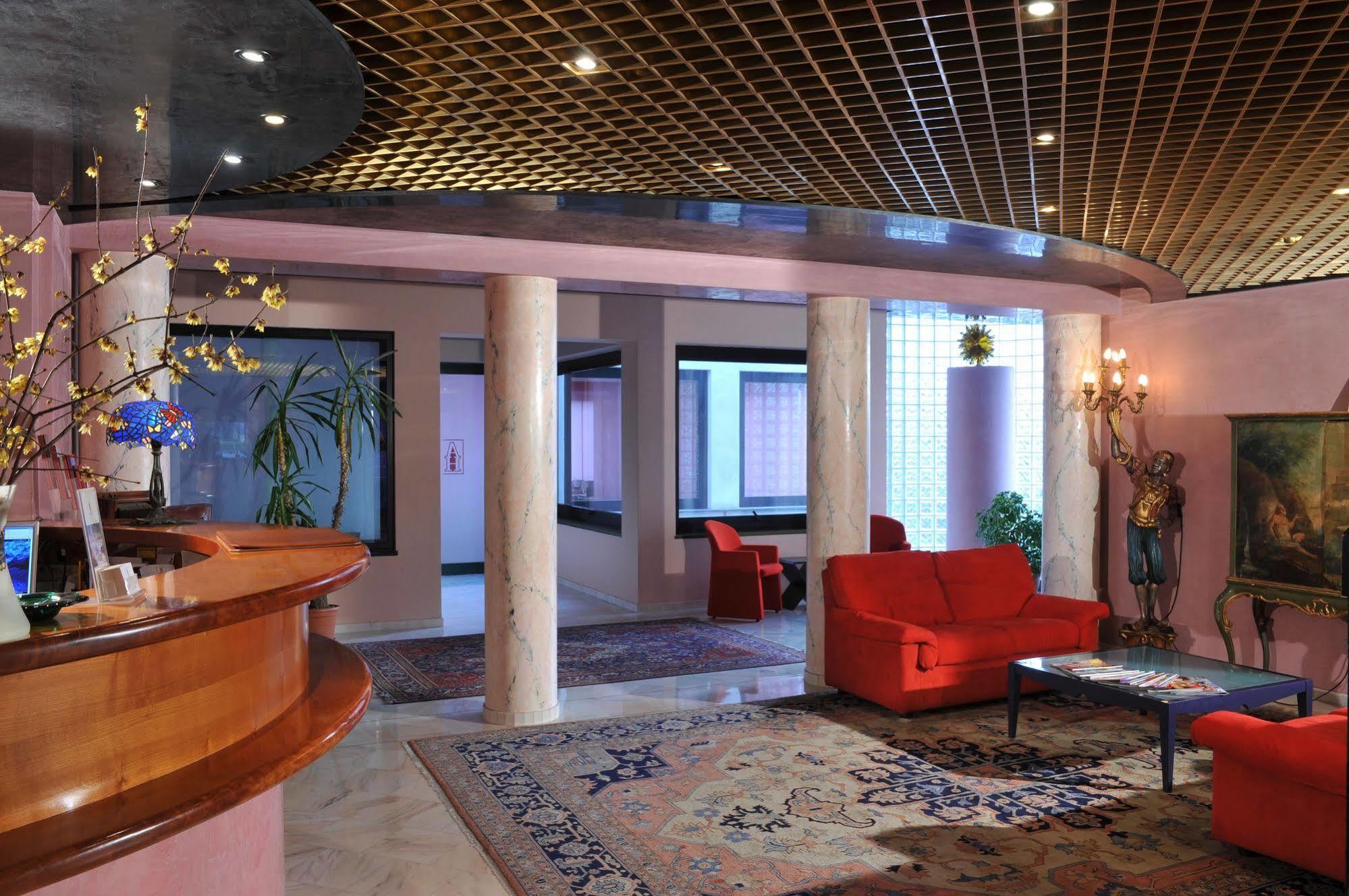 Hotel Ariane Thiene Dış mekan fotoğraf